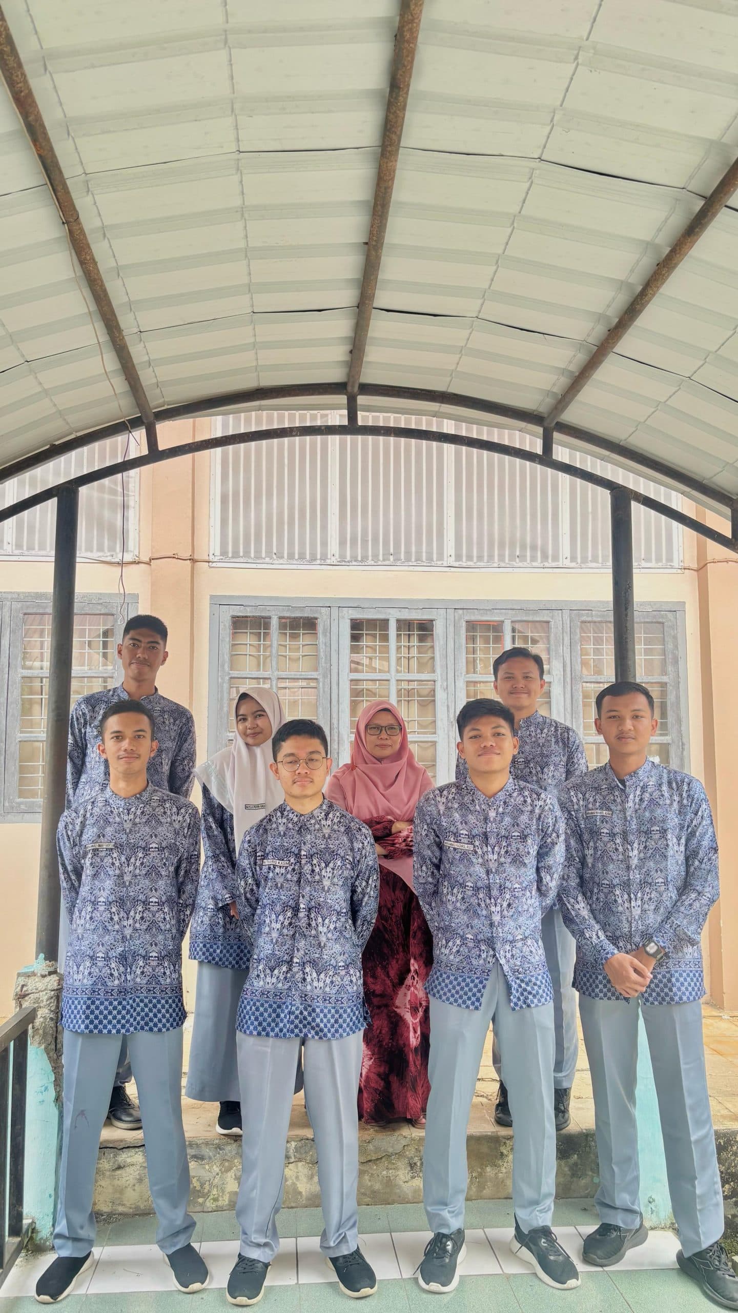 SMAN Modal Bangsa Raih Medali Emas Pertama Nasional dalam IKMC 2025