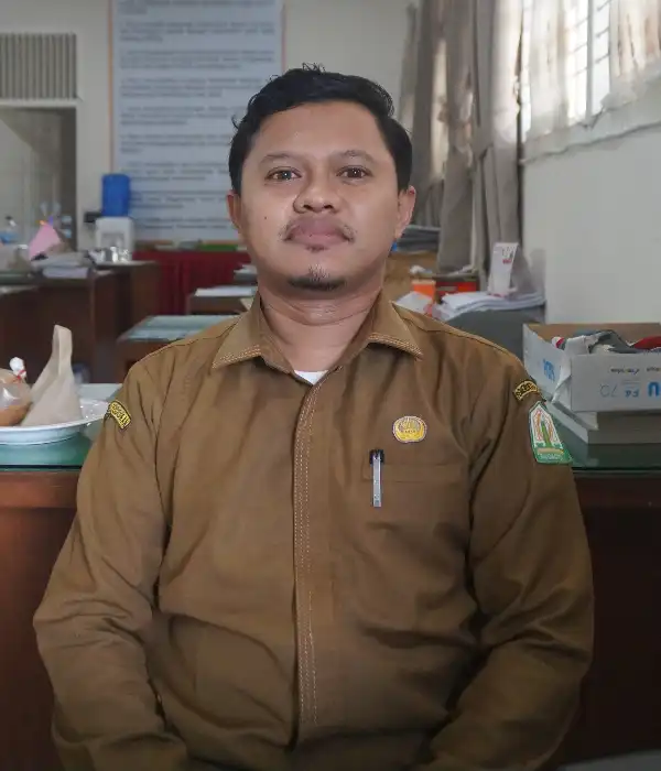 Husaini, S.Pd