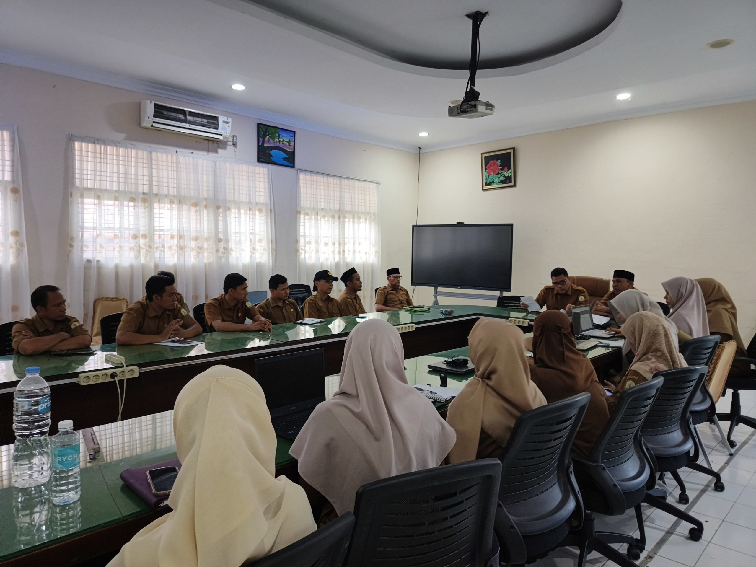 Dokumentasi rapat kepala sekolah