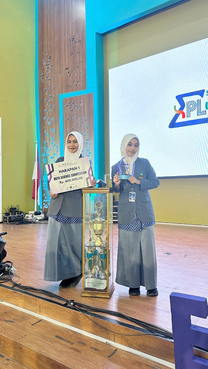 Cut Najwa Safira dan Rania Cahaya S. meraih Harapan 1